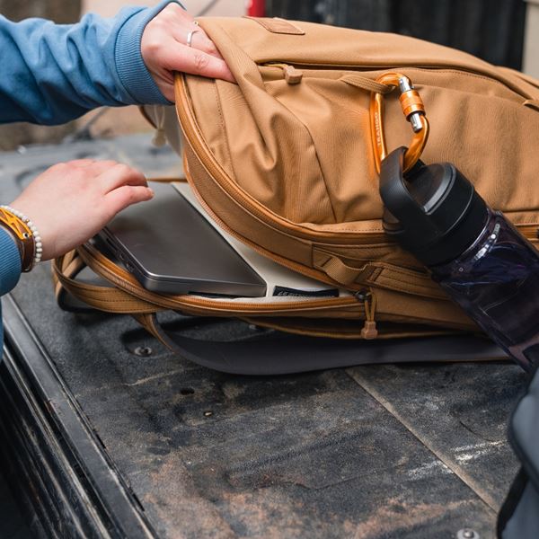 additional image for YETI Crossroads 27L Backpack